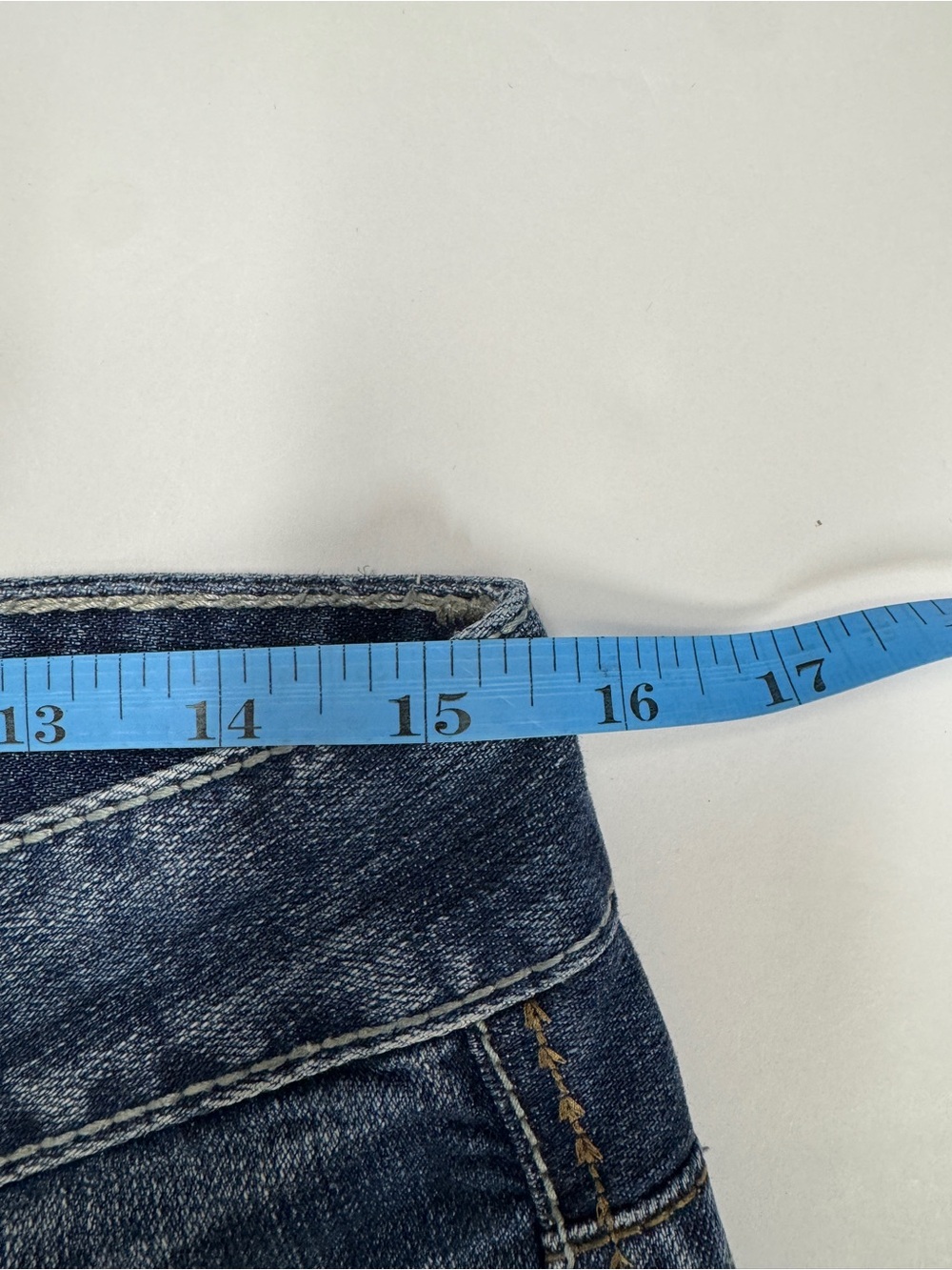 Cinch Ada Relaxed Lightly Distressed Bootcut Denim Jeans - Picture 9 of 12